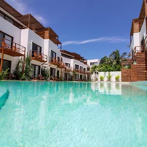 ***** Hotel My Blue Mexico